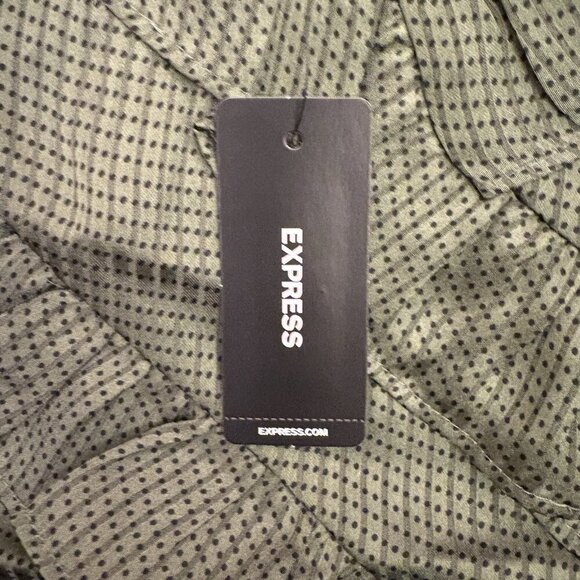 Express Women's Satin Downtown Cami Size XS Green V-Neck Ruffle Front NWT $48 - Picture 15 of 16